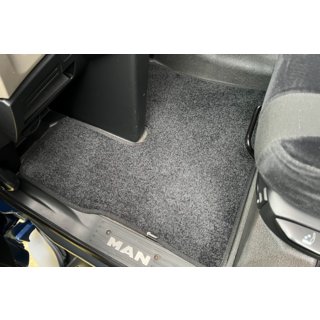 Textilní autokoberce Deluxe (černé) MAN TGX 2020– fotografie 1