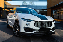 Maserati Levante 2016– Sada bodykitu LRT-Design Carbon fotografie 7