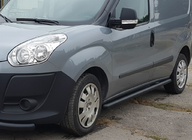 Opel Combo 2012–2018 Boční trubky Black (2 ks, nerez) fotografie 1
