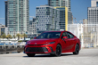 Toyota Camry (XV80) – recenze: spolehlivý hybridní sedan nové generace fotografie 4