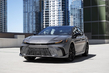 Toyota Camry (XV80) – recenze: spolehlivý hybridní sedan nové generace fotografie 2