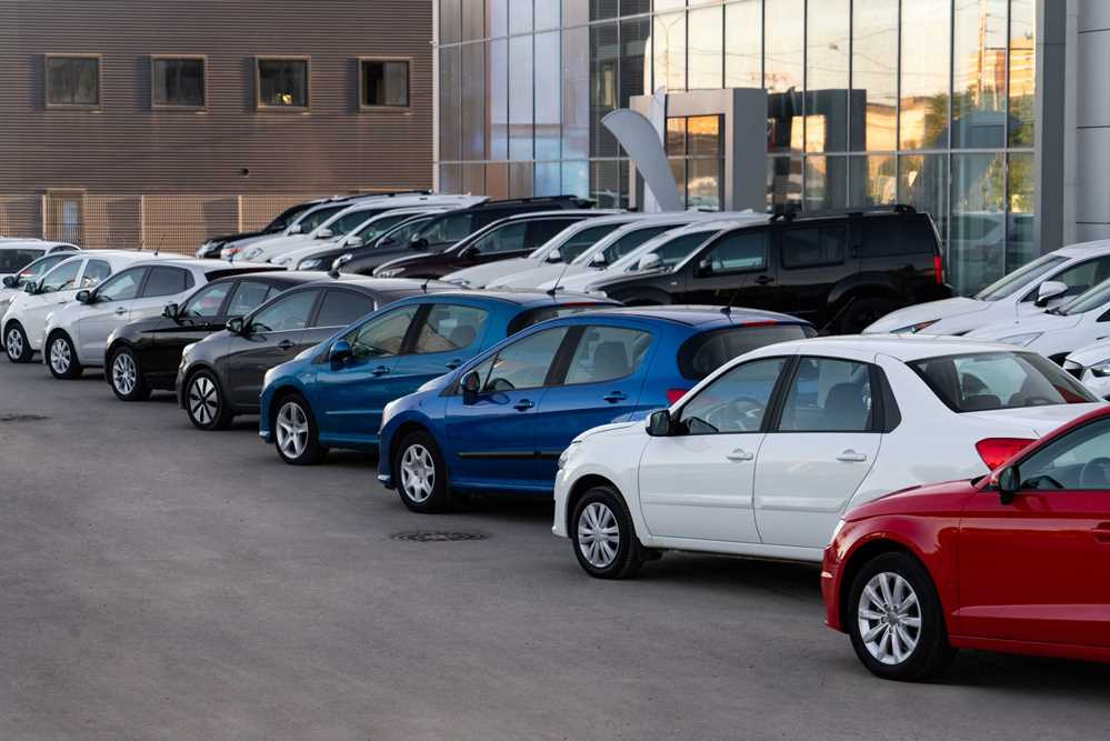 Nové nebo ojeté: jaké auto je lepší pro začátečníka?