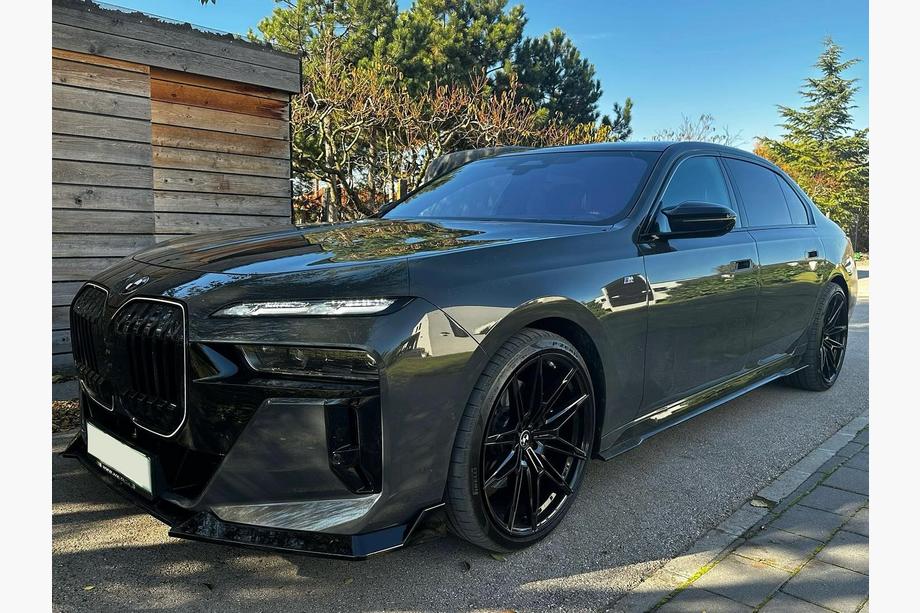 BMW řada 7 G70/G71 2022– Lip spoiler předního nárazníku (pro M760, M-Sport a i7 M70) Image