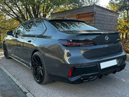 BMW řada 7 G70/G71 2022– Spoiler fotografie 1
