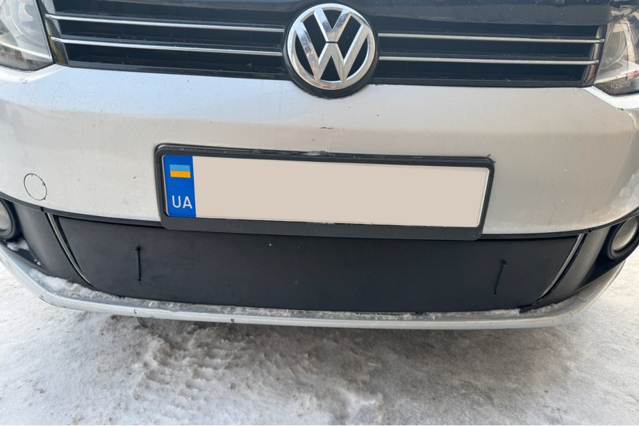 Volkswagen Touran 2010–2015 Zimní clona do spodní mřížky chladiče Fotografie 3