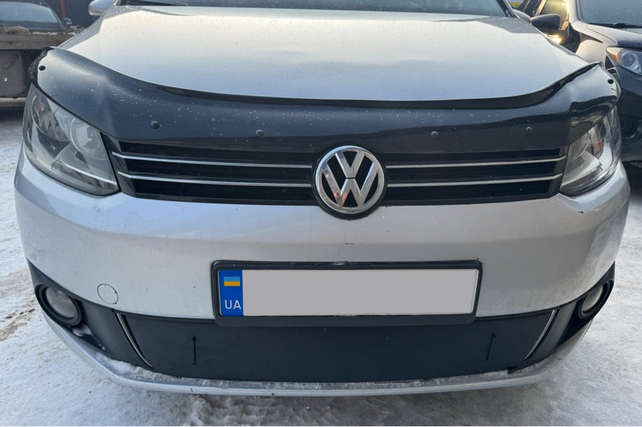 Volkswagen Touran 2010–2015 Zimní clona do spodní mřížky chladiče Fotografie 2