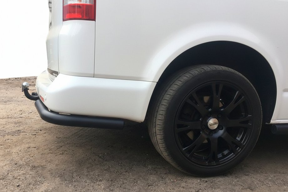 Volkswagen T5 Multivan 2003–2010 Zadní rohy AK003 Black (2 ks, nerez) Fotografie 2