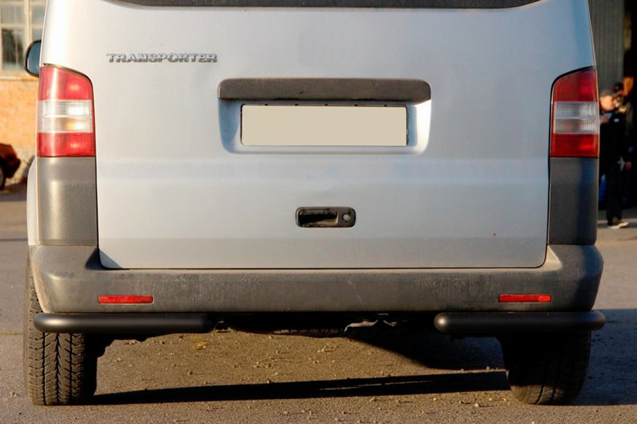 Volkswagen T5 Multivan 2003–2010 Zadní rohy AK003 Black (2 ks, nerez) Fotografie 6