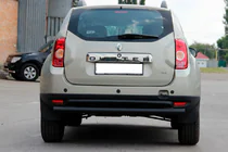 Renault Duster 2008–2017 Zadní rovný ochranný oblouk Black (nerez) fotografie 1