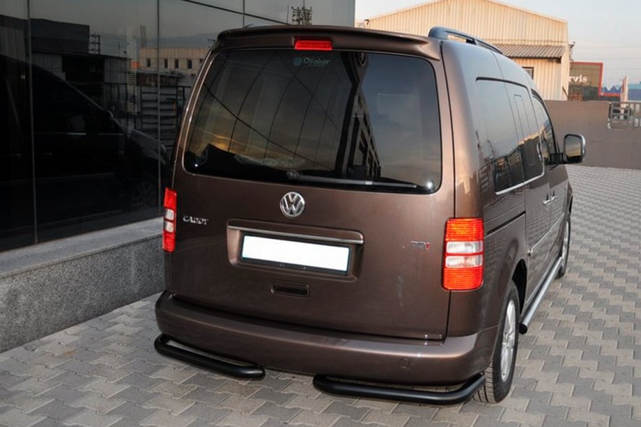 Volkswagen Caddy 2010–2015 Zadní rohy AK003 Black (2 ks, nerez) Fotografie 2