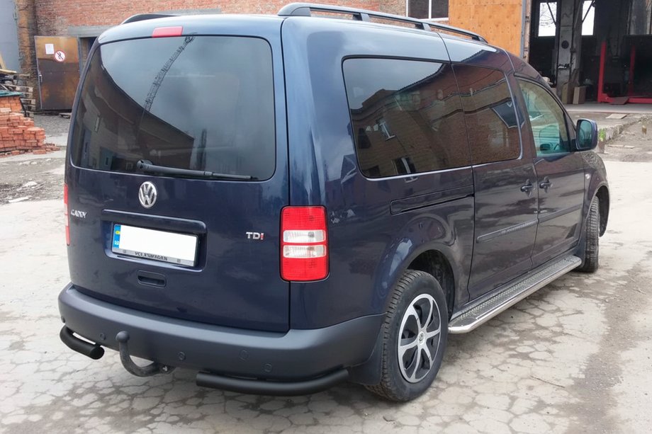 Volkswagen Caddy 2010–2015 Zadní rohy AK003 Black (2 ks, nerez) Fotografie 6