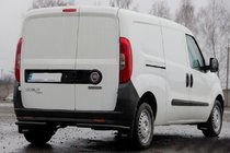 Fiat Doblo II 2010–2022 Zadní rohy AK003 Black (nerez) fotografie 2