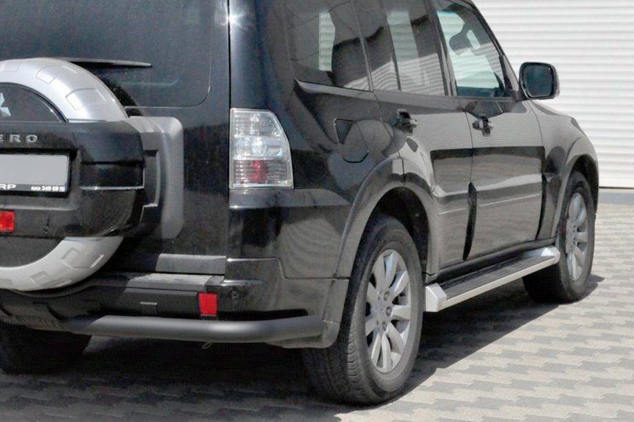 Mitsubishi Pajero Wagon IV 2006–2021 Zadní ochranný rám AK003 Black (nerez) Image