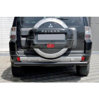 Zadní ochranný oblouk AK002 Black (nerez) Mitsubishi Pajero Wagon III 1999–2006 fotografie 1