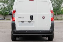 Fiat Fiorino/Qubo 2008–2024 Zadní ochranný rám Black (nerez) fotografie 3