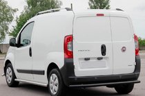 Fiat Fiorino/Qubo 2008–2024 Zadní ochranný rám Black (nerez) fotografie 1