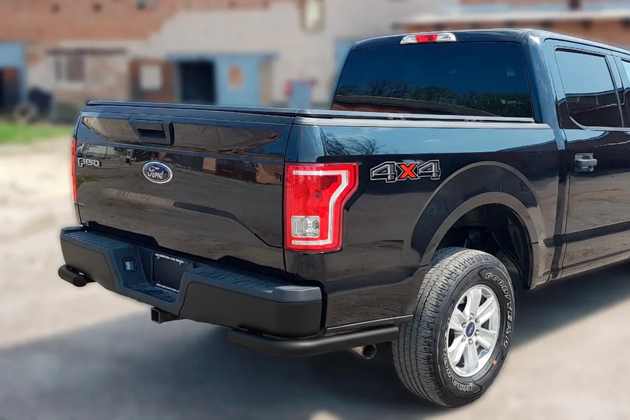 Ford F-150 2014–2021 Zadní rohy AK003 Black (2 ks, nerez) Fotografie 2