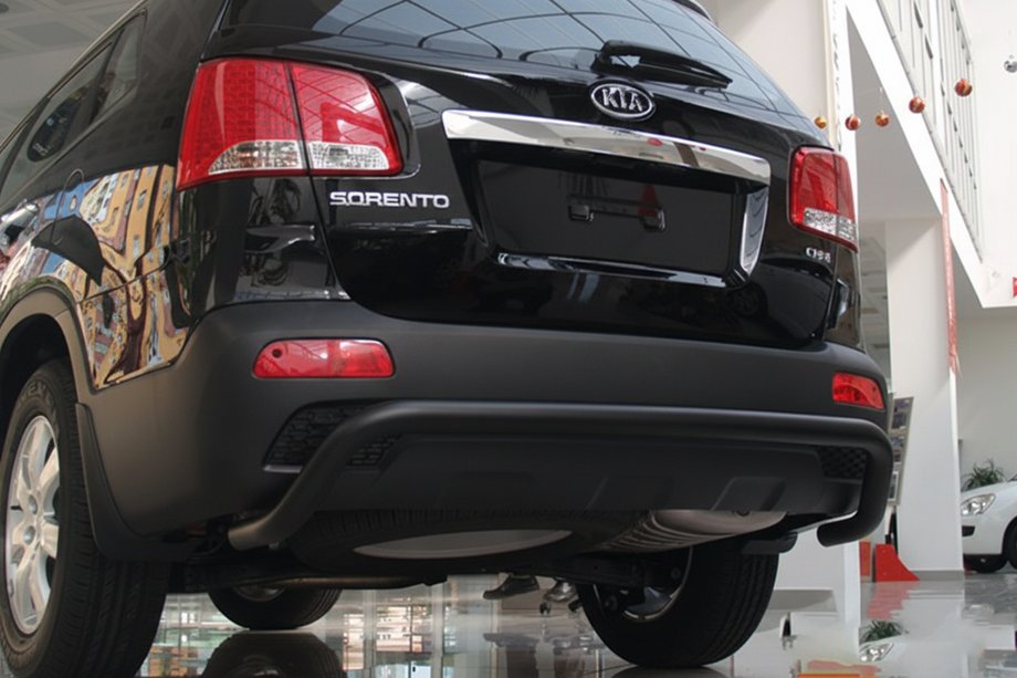 Kia Sorento II XM 2009–2014 Zadní ochranný rám AK007 Black (nerez) Fotografie 1