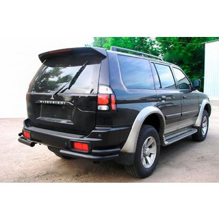 Zadní dvojité rohy Black (2 ks, nerez) Mitsubishi Pajero Sport 1996–2007