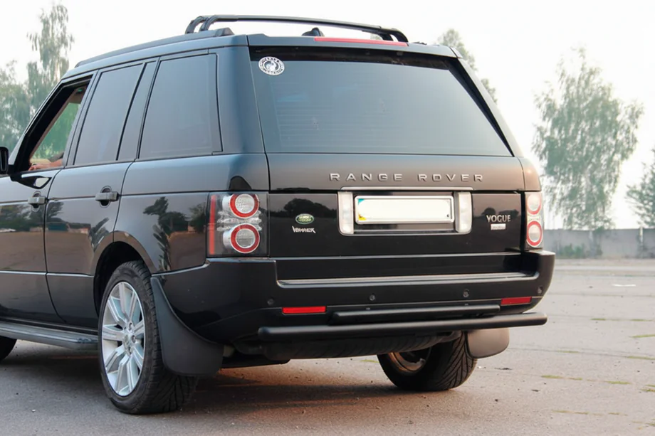 Range Rover III L322 2002–2012 Zadní ochranný rám AK002 – dvojitý, černý (nerez) Image