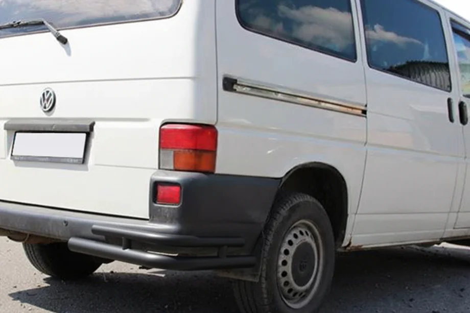 Volkswagen T4 Transporter 1990–2003 Zadní rohové trubky dvojité AK003-Double Black (2 ks, nerez) Image
