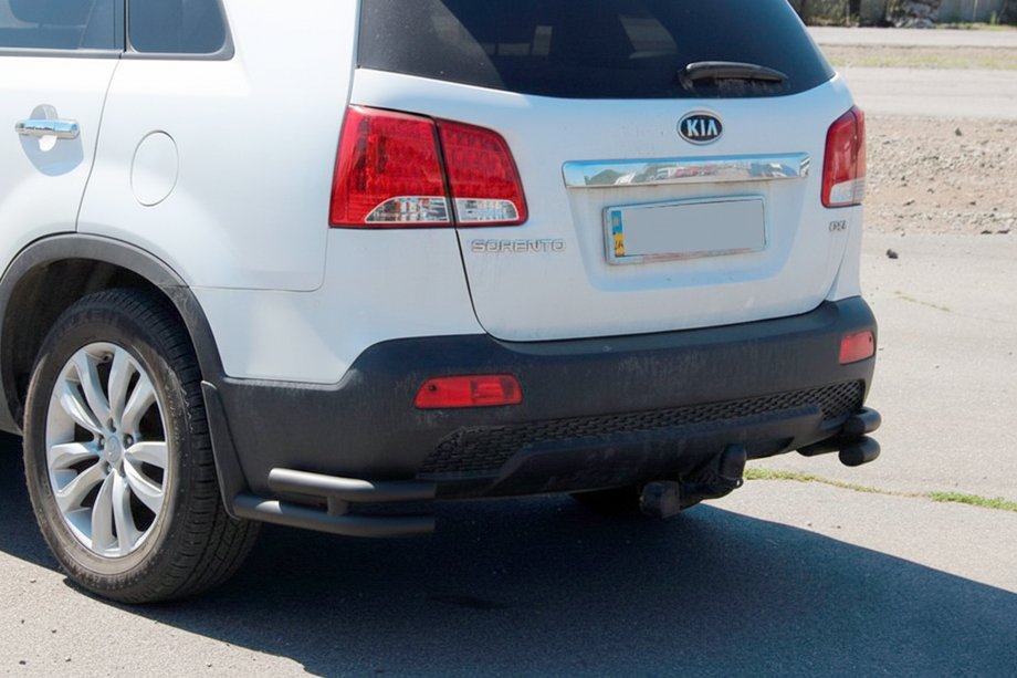 Kia Sorento II XM 2009–2014 Zadní dvojité rohy AK003-подвійний Black (nerez) Image