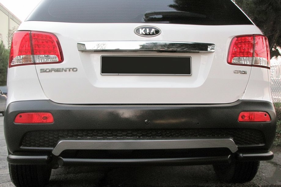 Kia Sorento II XM 2009–2014 Zadní rohy z centrální trubky AK007-3 Black (2 ks, nerez) Image