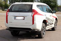 Mitsubishi Pajero Sport 2015– Zadní ochranný rám AK005 Black (nerez) fotografie 3