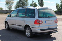 Ford Galaxy 1995–2006 Zadní ochranný rám AK005 Black fotografie 3