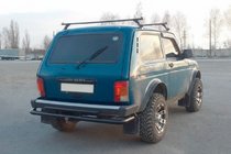 Lada Niva a Urban 1977– Zadní ochranný rám AK002 double Black fotografie 3