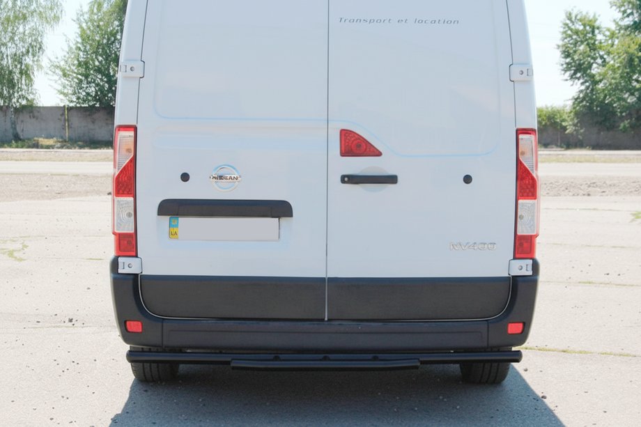 Nissan NV400 2010–2024 Zadní ochranný rám AK011 Black (nerez) Fotografie 4
