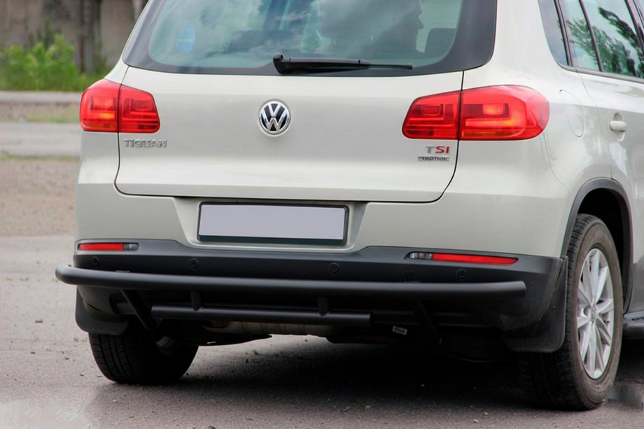 Volkswagen Tiguan 2007–2016 Zadní ochranný rám AK002-2 Black (nerez) Image