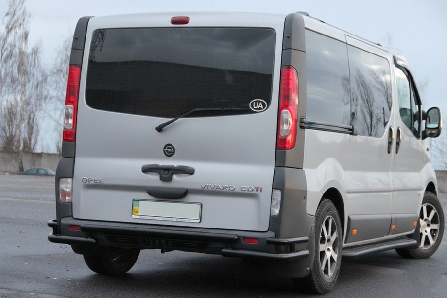Nissan Primastar 2002–2014 Zadní ochranný rám AK-Special Black (nerez) Image