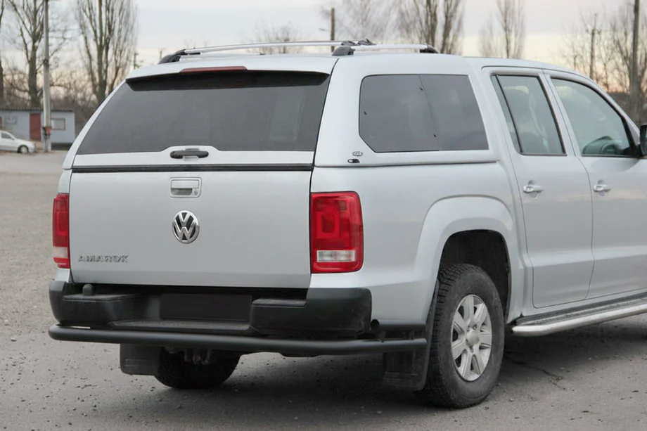 Volkswagen Amarok 2010–2022 Zadní ochranné oblouky AK005-2 Black (2 ks, nerez) Image