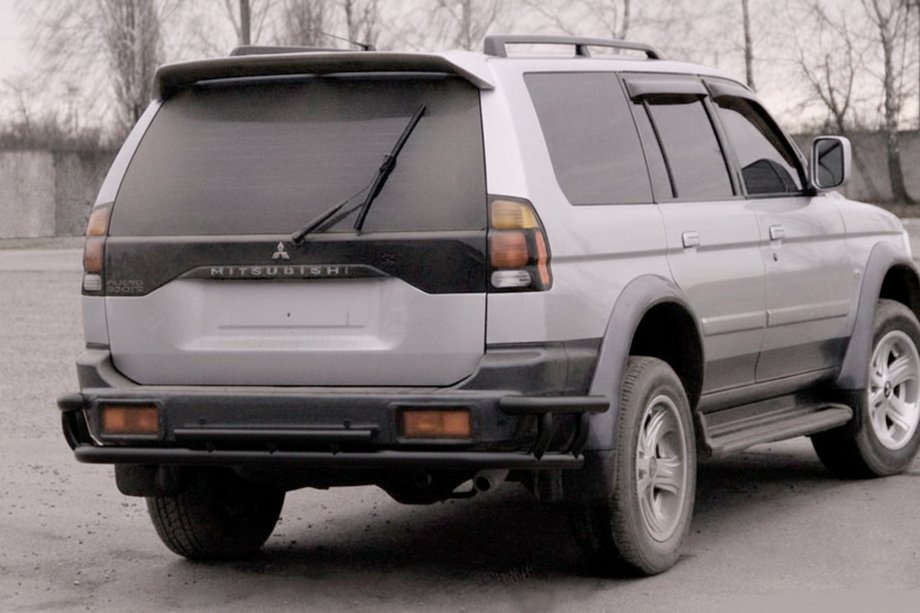 Mitsubishi Pajero Sport 1996–2007 Zadní ochranný rám AK005-2 Black (nerez) Image