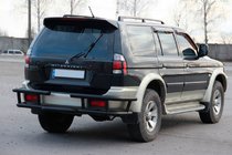 Mitsubishi Pajero Sport 1996–2007 Zadní ochranný rám AK-Special Black (nerez) fotografie 3