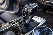 BMW X3 G01 2018– Sada křišťálových prvků interiéru (volič automatické převodovky + tlačítka) fotografie 4