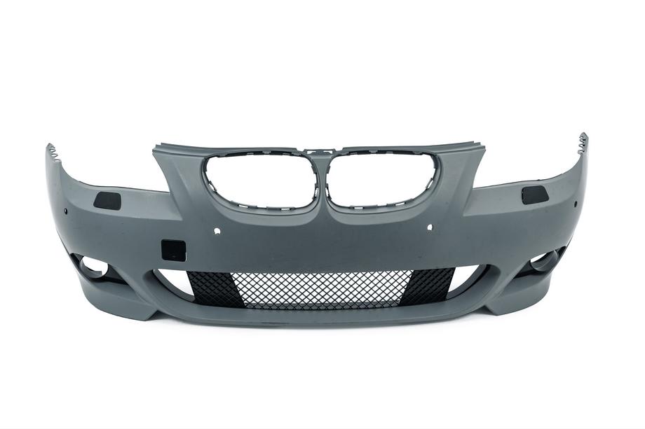 BMW řada 5 E60/E61 2003–2010 Sada bodykitu M-Sport (pro E60) Jednostranný dvojitý výfuk Fotografie 4
