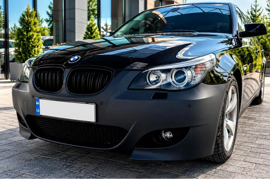 BMW řada 5 E60/E61 2003–2010 Přední nárazník M5 Fotografie 1