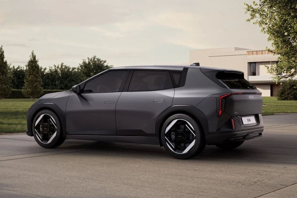 Kia EV4 Hatch 2025: dostupný elektrický hatchback s velkým dojezdem Fotografie 3