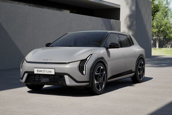 Kia EV4 Hatch 2025: dostupný elektrický hatchback s velkým dojezdem Fotografie 4