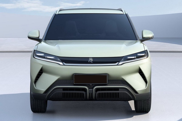 Recenze BYD Yuan Up: technické parametry, výbava, foto