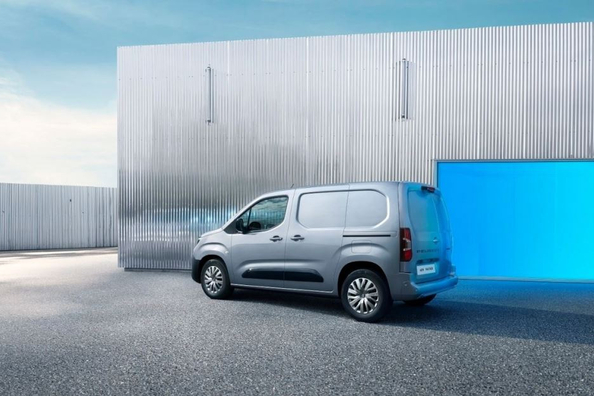 Peugeot Partner: přehled kompaktního užitkového vozu Fotografie 3