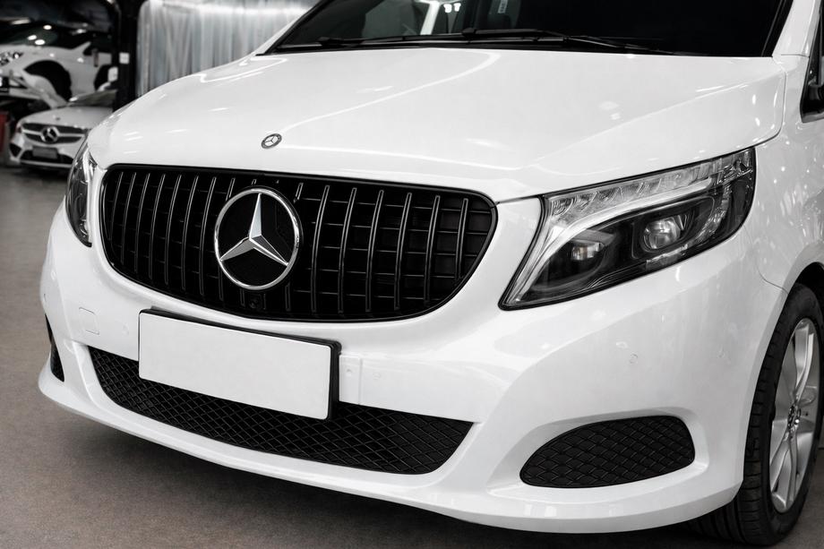 Mercedes Vito/V-class W447 2014– Přední maska chladiče GT Panamericana Black (2019-2023 pro V-class) Fotografie 2