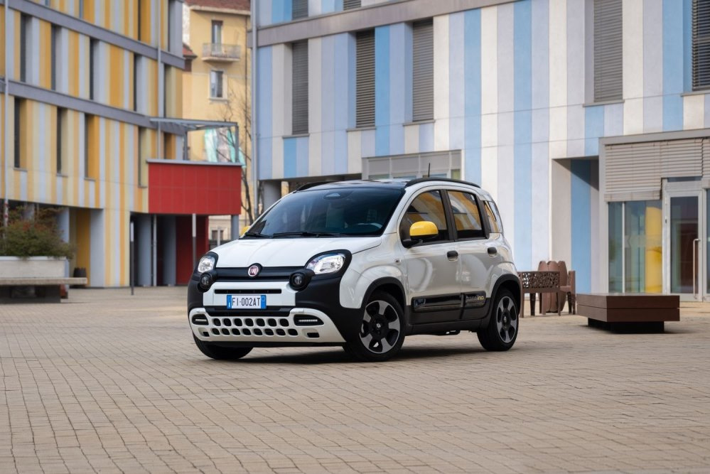 Test Fiat Pandina: modernizovaný městský hatchback s mild hybridem