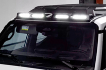 Toyota Land Cruiser Prado 250 2023– Kšilt čelního skla s LED (černý) fotografie 1