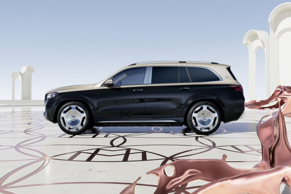 Recenze Mercedes-Benz Maybach GLS 600: vrchol luxusu mezi SUV Fotografie 2