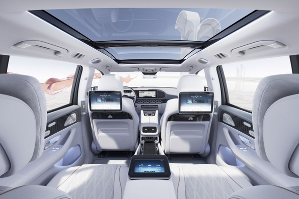 Recenze Mercedes-Benz Maybach GLS 600: vrchol luxusu mezi SUV Fotografie 5