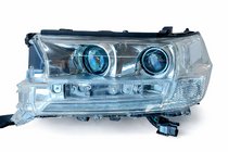 Toyota Land Cruiser 200 2007–2021 Přední světlomety 2016+ (Standard, použité) fotografie 3