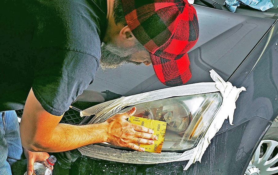 Jak obnovit světlomety svépomocí: návrat čirosti